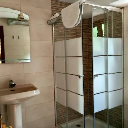 Casa Gelina Feriehus Corras de la Puente